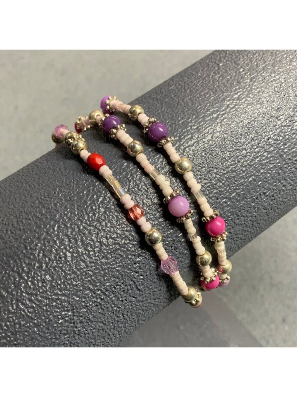 Beaded Stretch Bracelets Lot Of 3 Multicolor White Silver Purple Pink Peach
